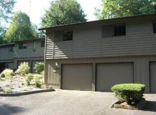 3855 SW Canby St, Portland, OR 97219