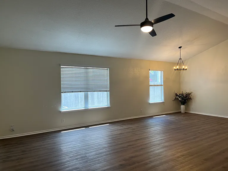 8803 Mainland Rdg — Photo 11