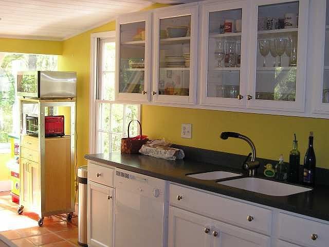 2nd image of 109 Strawberry Ln