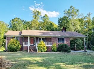 1725 Beaver Dam Rd, Warsaw, VA 22572