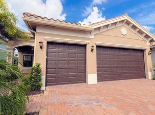 4550 Kensington Cir, Naples, FL 34119