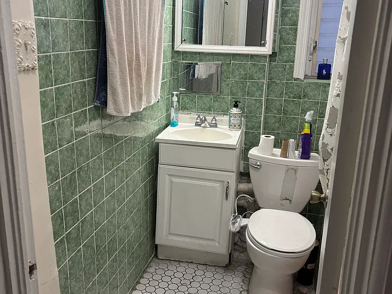 8514 76th St #2R — Photo 7