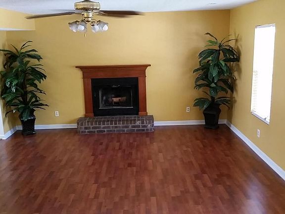 5th image of 3058 Rollins Ct