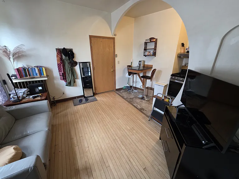 2507 N Humboldt Blvd #5 — Photo 2
