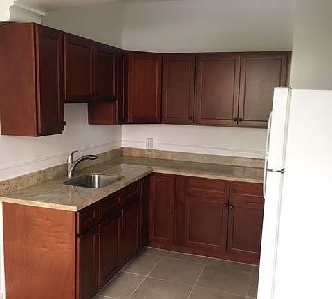 2nd image of 207 Gough St #46