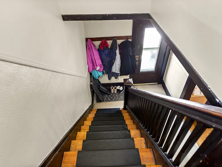 123 Adams St — Photo 8