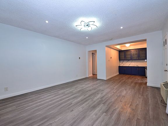 FULLY Upgraded large 2bed+1b, new kitchen, new bathroom, in-unit laundry machines