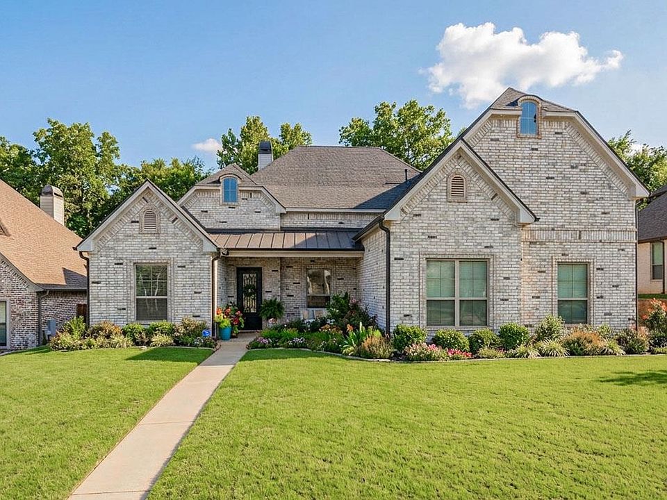 1st image of 4028 Hidden Hills Cir
