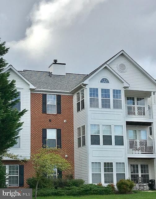 1st image of 2408 Autumn Harvest Ct Unit 301