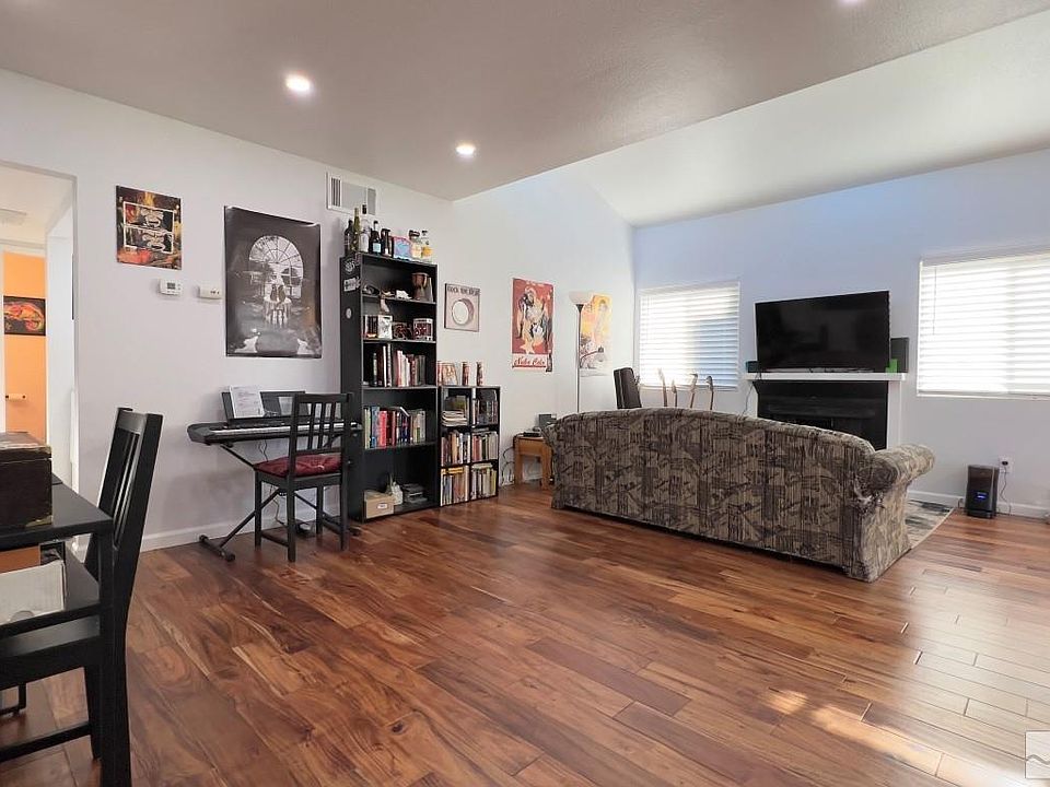 1st image of 2604 Sunny Slope Dr APT 1