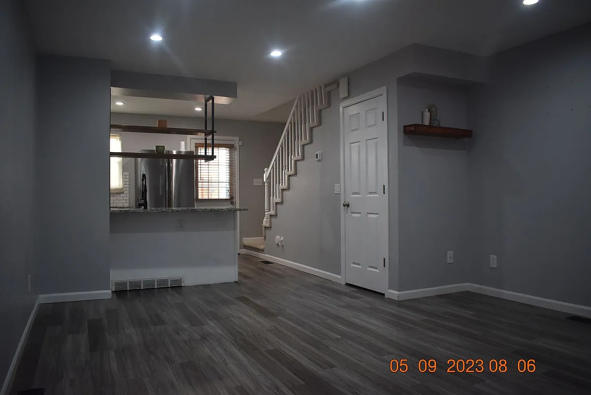 Building Photo - 6732 S Holland Way
