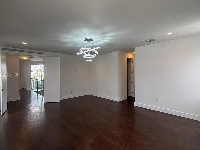 10108 NW 77th St — Photo 50