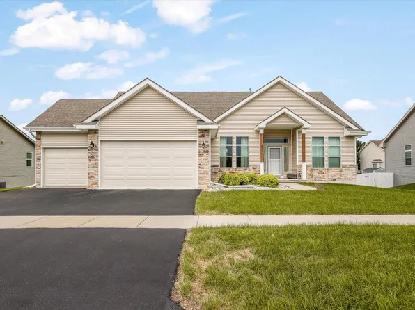 411 Hughes Pkwy, Poplar Grove, IL 61065