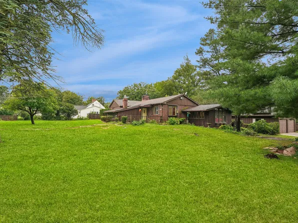 1204 Locust St, Adel, IA 50003