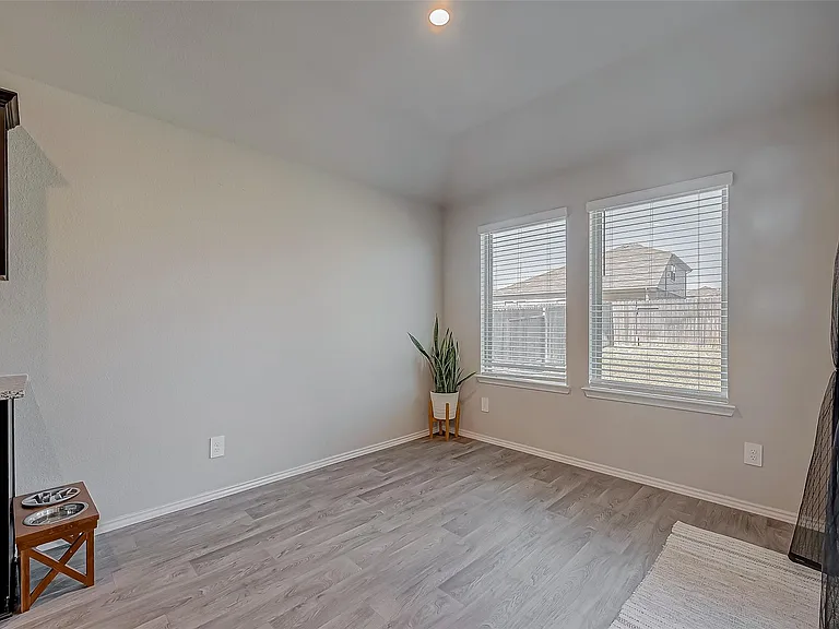 15010 Eastern Wood Rd — Photo 17