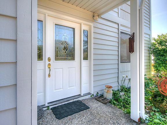 4th image of 3513 NW Hidden Lake Dr