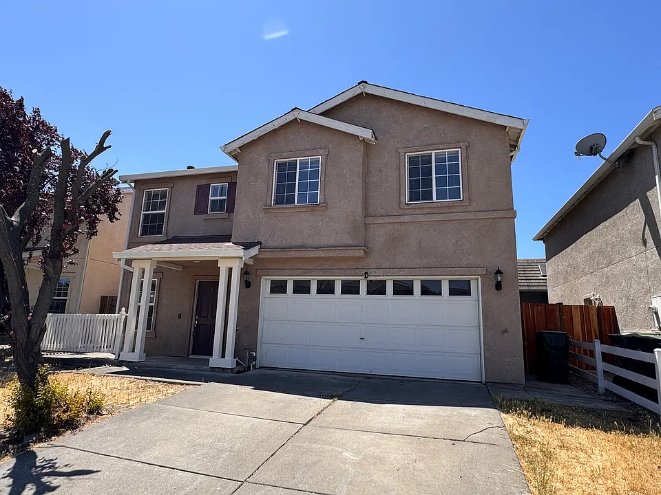 27 Heritage Rose Ln