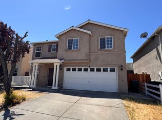 27 Heritage Rose Ln, Suisun City, CA 94585