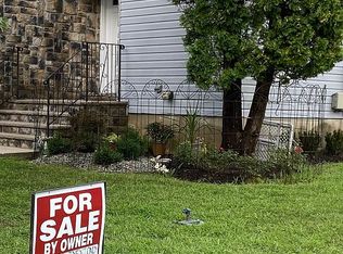 23 Warbler Rd, Marlboro, NJ 07746