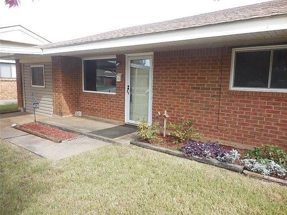 4th image of 4832 SE 25th Ter