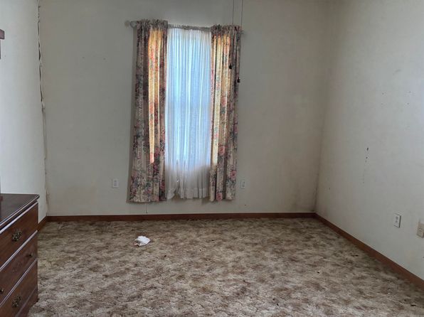 529 S Bay St, Buckner, AR 71827
