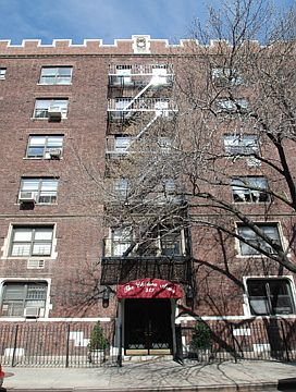 2nd image of 319 W 18th St #3S