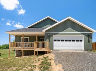 1017 Cranberry Rd, Galax, VA 24333