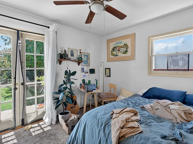 819 Law St — Photo 11