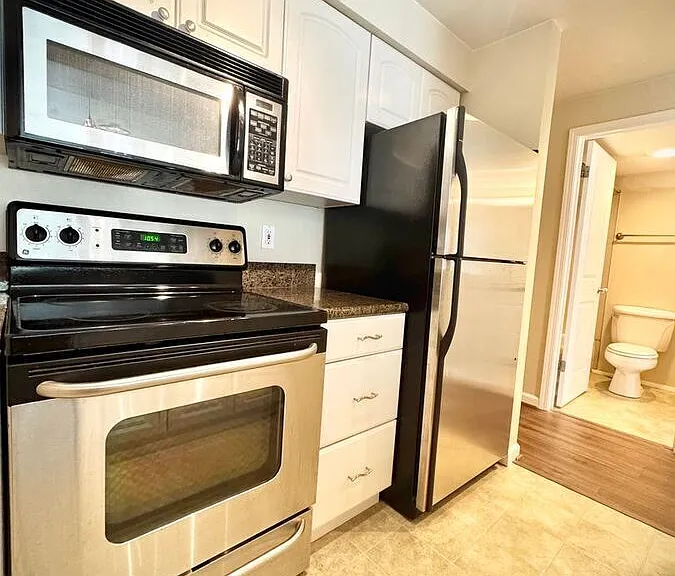530 Melrose Ave E #407 — Photo 4