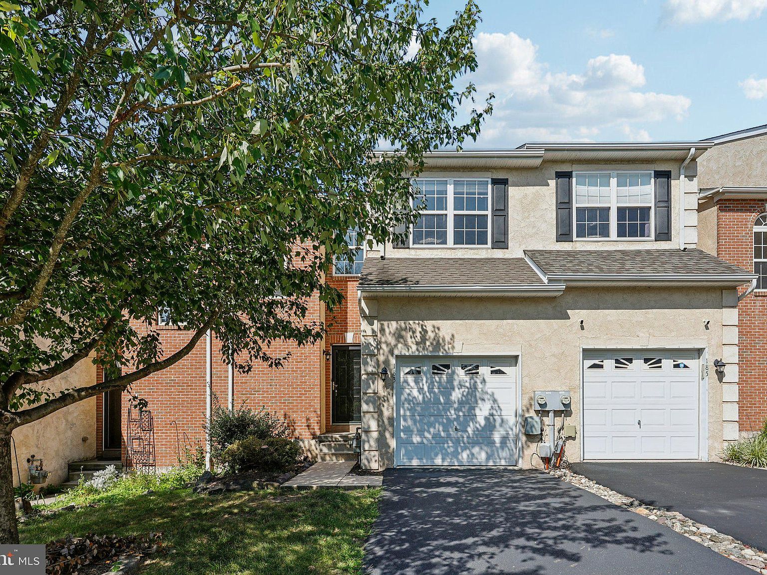 A*I様 House on the Hill Checker 6418 Oak Hill Dr, Sykesville, MD 21784 | Redfin
