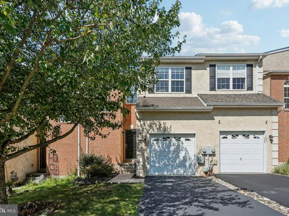 183 Stone Hill Dr, Pottstown, PA 19464