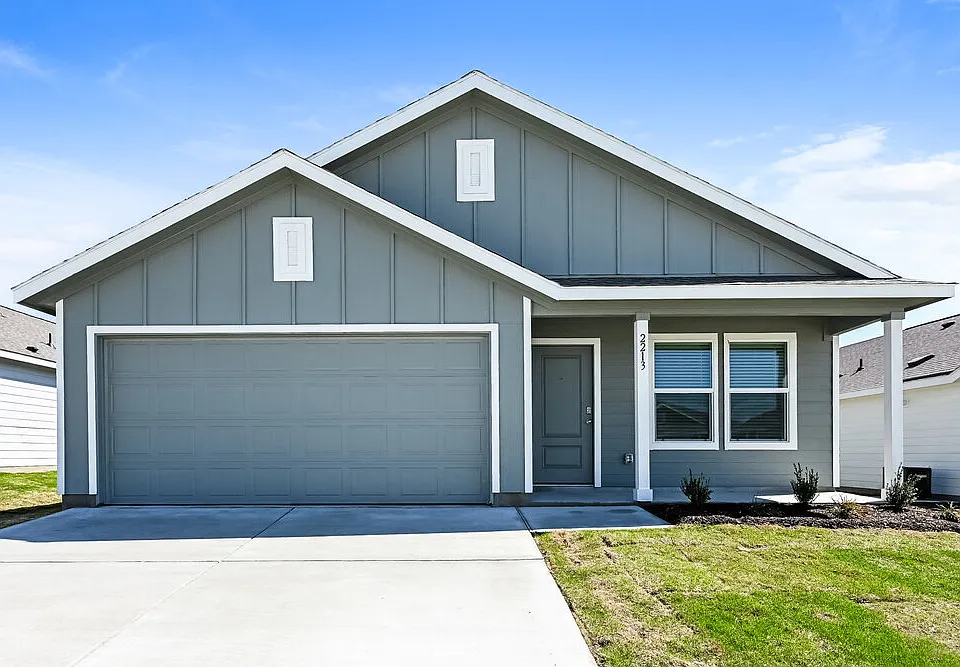 2213 La Vista Ln
