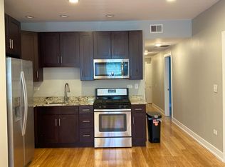 2833 W Polk St #1, Chicago, IL