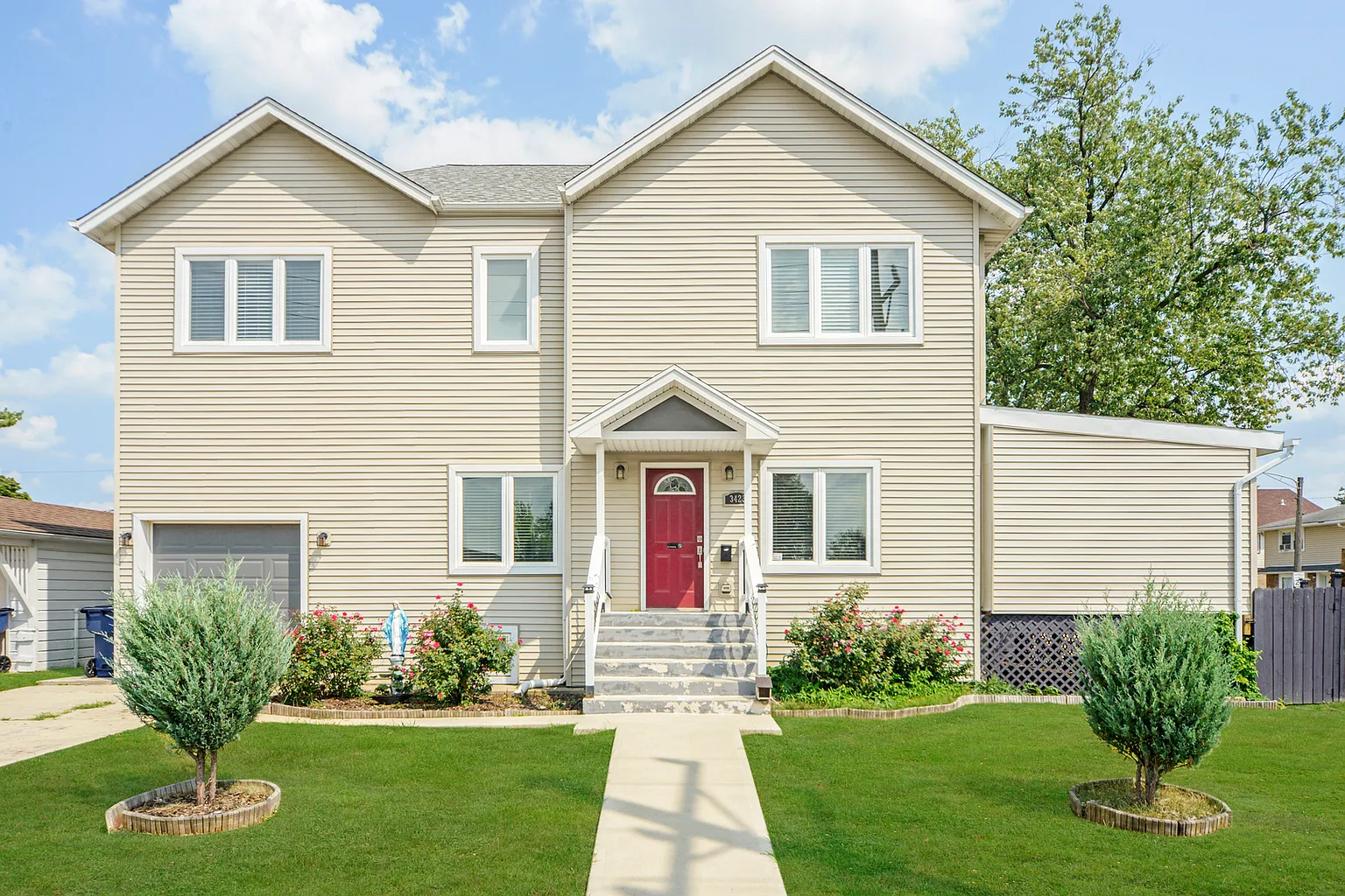 3423 Ruby St photo 1