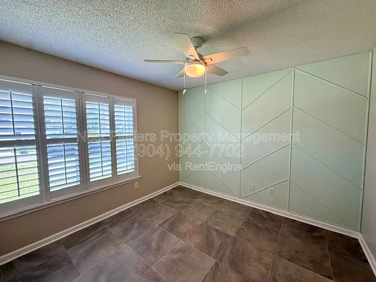 1695 Evans Dr S — Photo 21