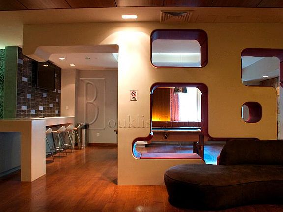 5th image of 200 Water St APT 2103