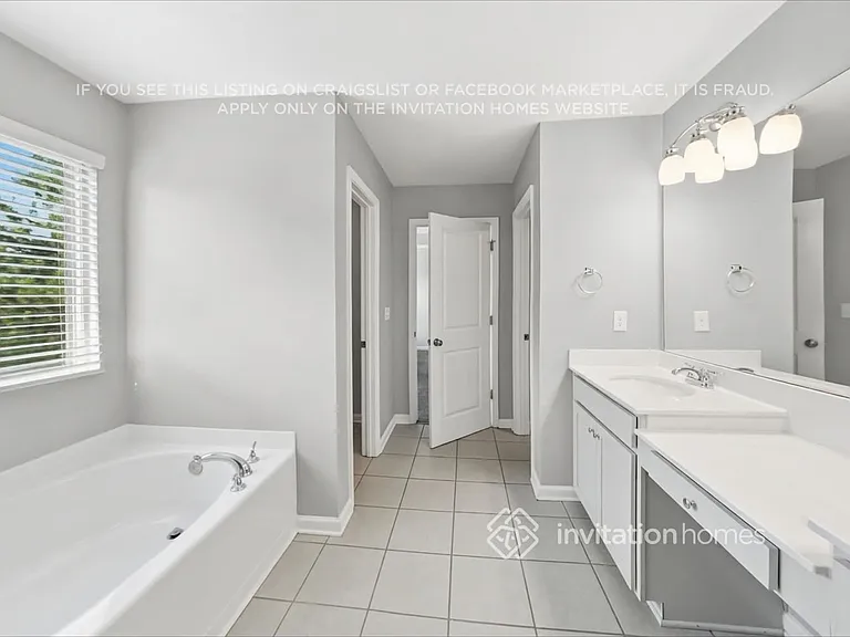 555 S Fortune Way — Photo 11