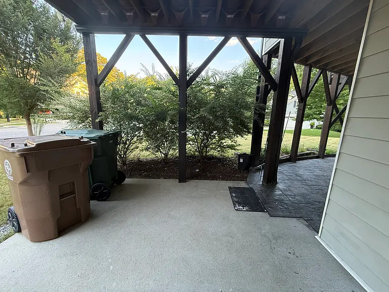 120 Bailey Park — Photo 47