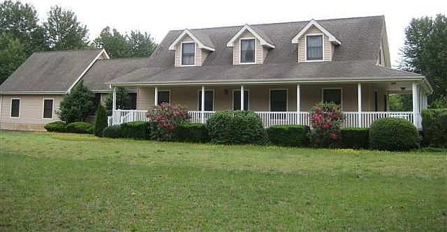 1st image of 23 Evergreen Dr