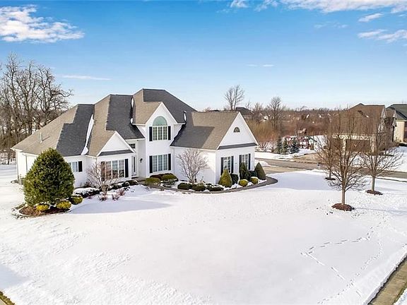 5th image of 5680 Glen Iris Dr