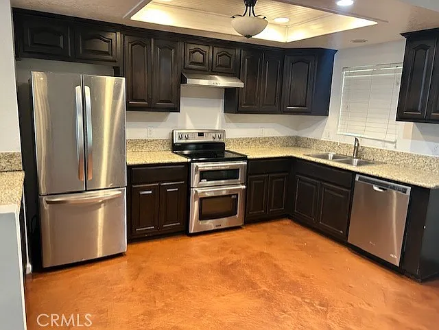 3 bed, 1275 sqft, $2,950 — Photo 4