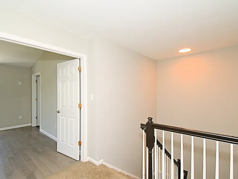 18 Norsham Way #1 — Photo 22