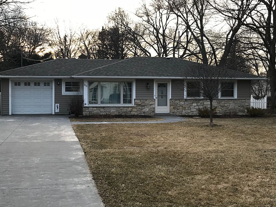 1st image of 215 Lynnwood Ln