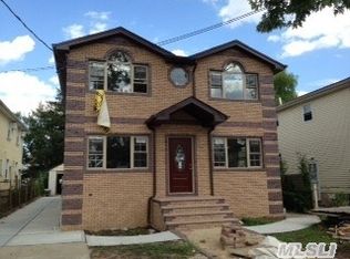 147-87 Edgewood St, Rosedale, NY 11422