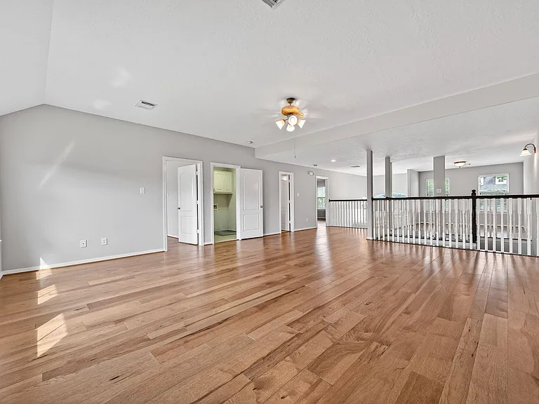 2315 Vinemead Ct — Photo 29