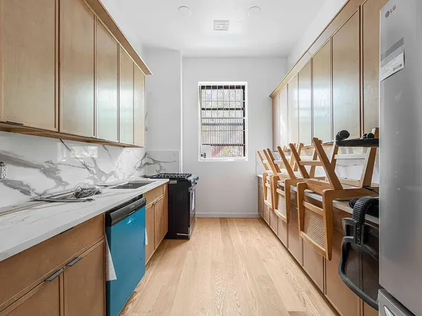 132 West 119th Street image 5 of 8