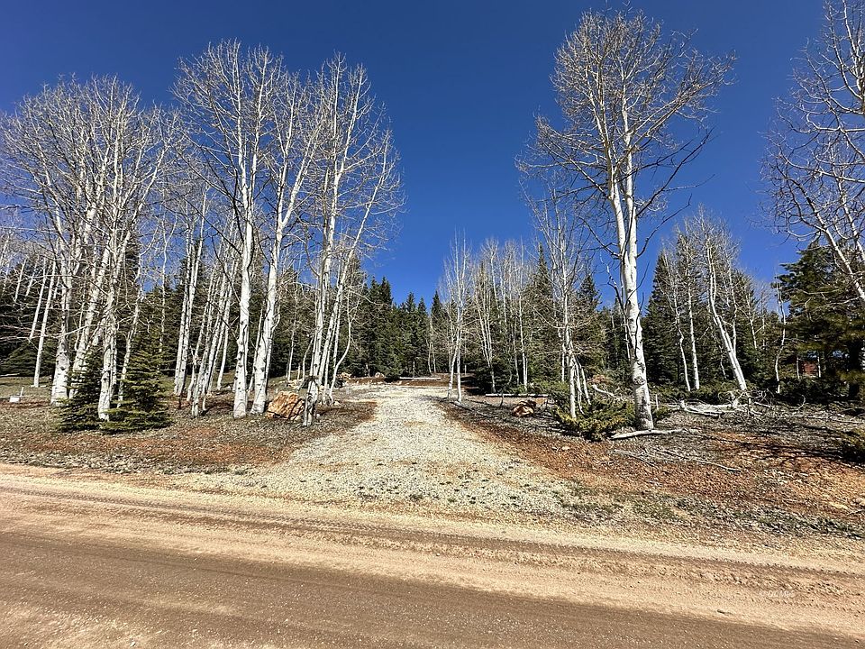 1st image of 930 W Strawberry Point Rd