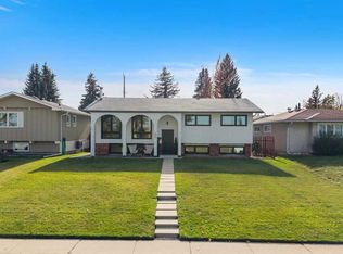 68 NE Lake Emerald Rd SE, Calgary, AB T2J 2J7