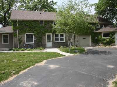 5215 W Forest Home Ave, Greenfield, WI, 53219