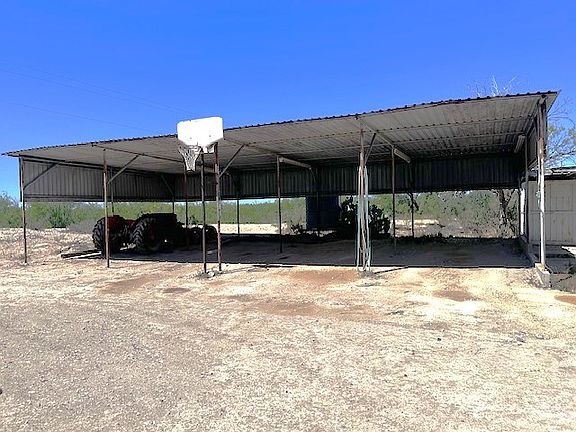 5th image of 1430 S Highway 385